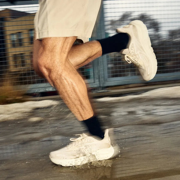 男款 1071．Run Micro Crew Ultra-Lightweight Cushion